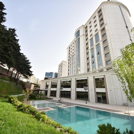 Istanbul Gonen Hotel Extérieur photo The hotel's swimming pool