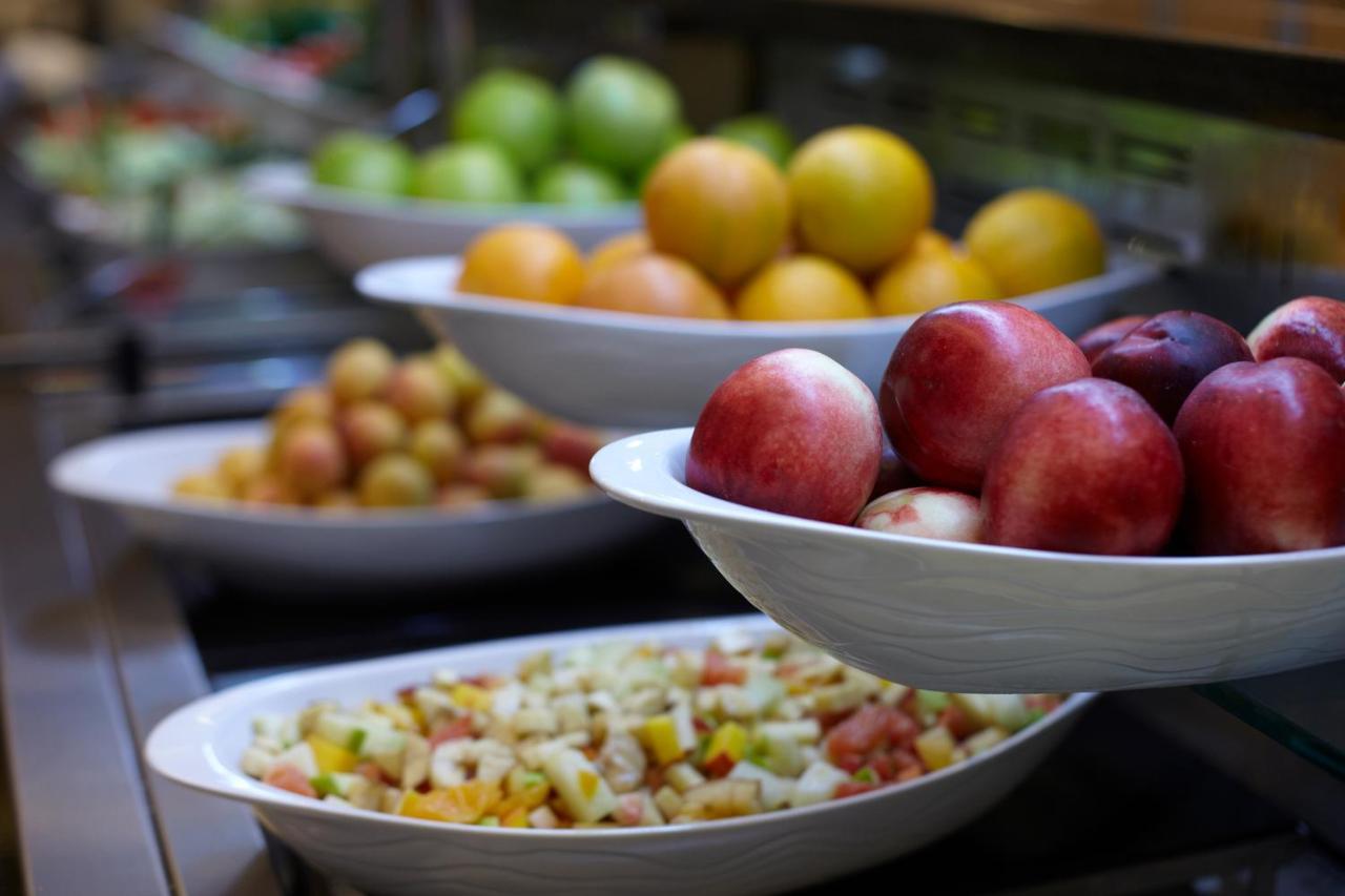 Istanbul Gonen Hotel Extérieur photo Fruit salad
