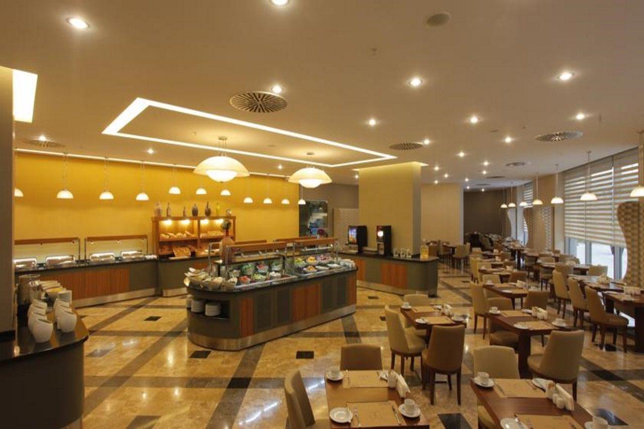 Istanbul Gonen Hotel Extérieur photo The restaurant