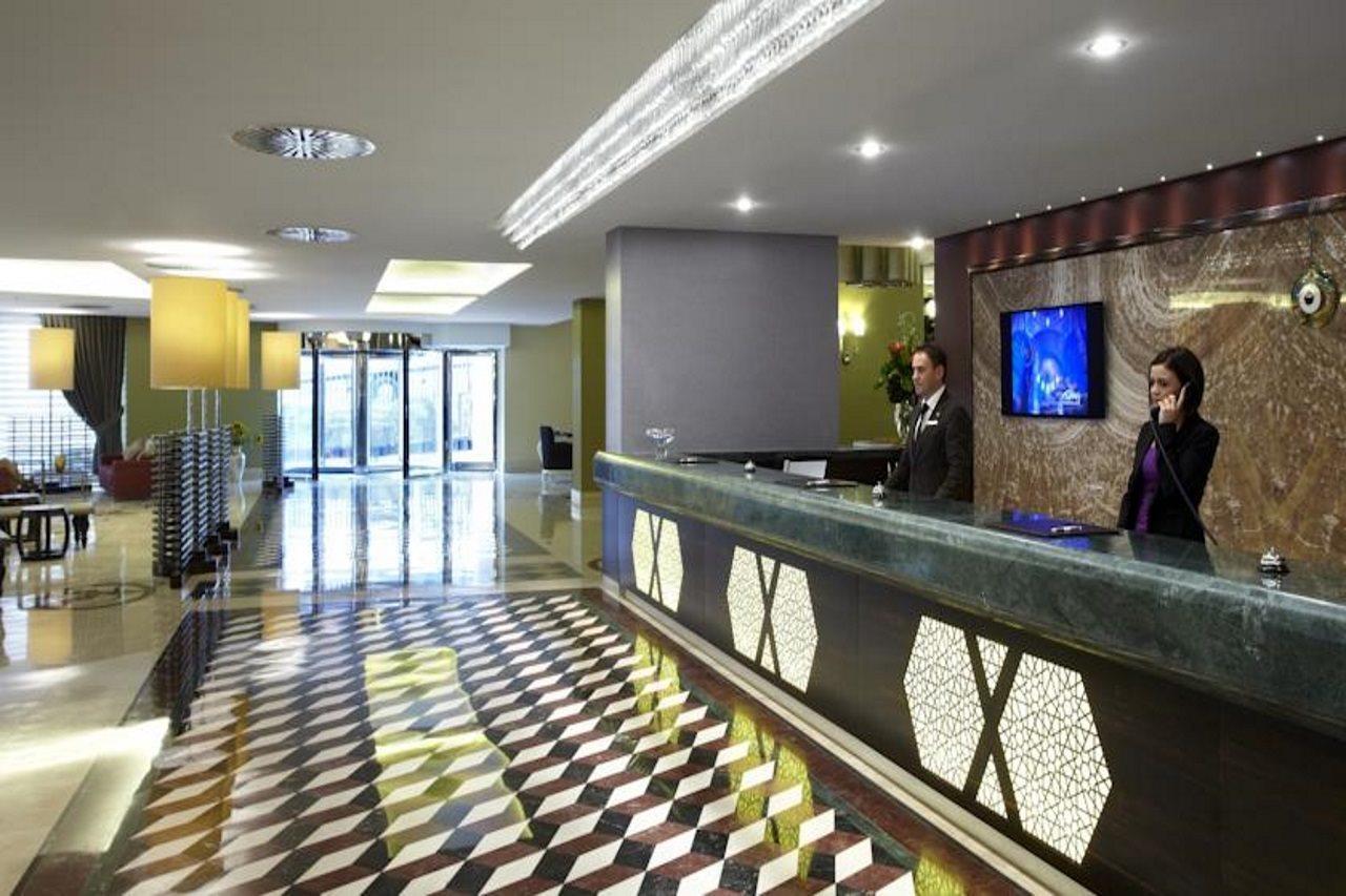 Istanbul Gonen Hotel Extérieur photo Lobby