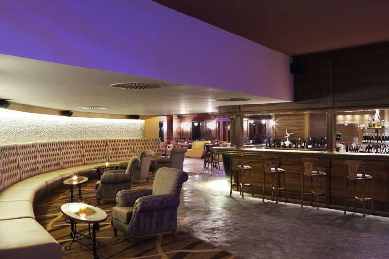 Istanbul Gonen Hotel Extérieur photo The bar at the 101 bar