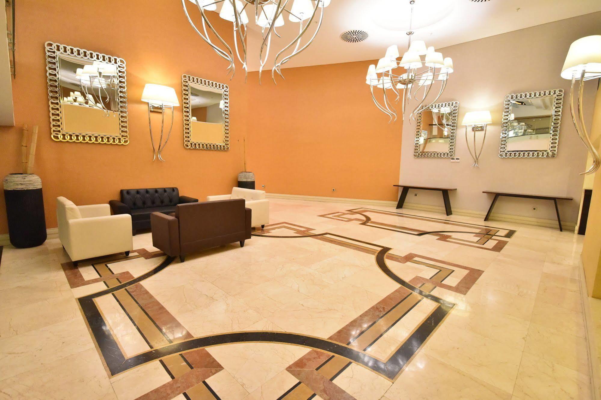 Istanbul Gonen Hotel Extérieur photo Lobby
